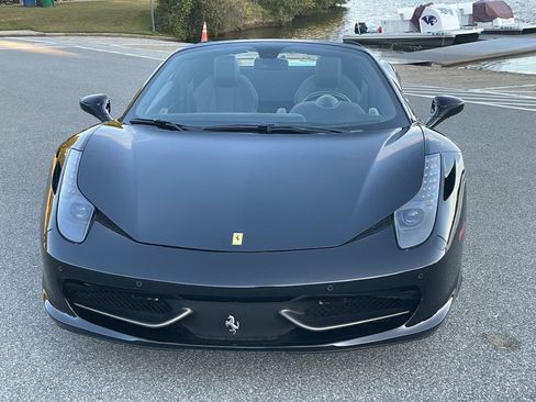 Used 2013 Ferrari 458 Spider image 15