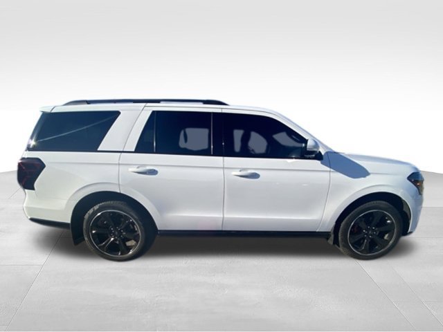 Used 2024 Ford Expedition Limited AWD/4WD image 19