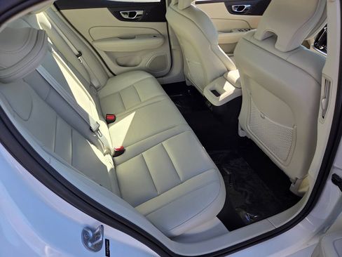 Used 2023 Volvo S60 B5 Plus w/ Climate Package FWD image 20