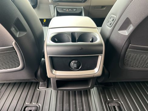 New 2026 Kia Carnival EX image 18