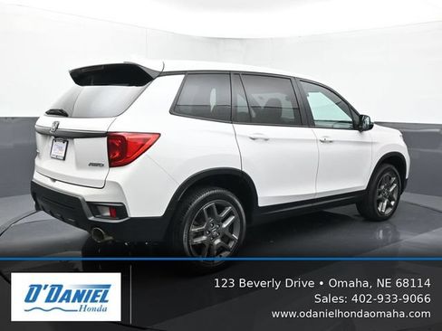 Used 2023 Honda Passport EX-L image 6