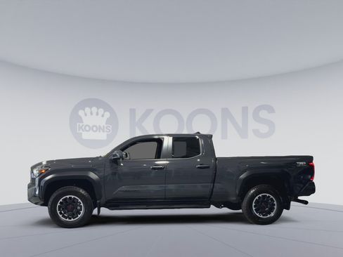Used 2026 Toyota Tacoma TRD Off-Road AWD/4WD image 7