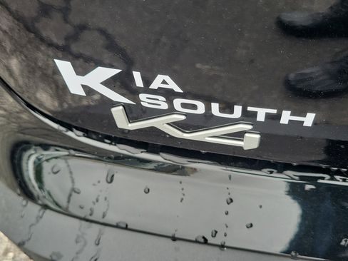 New 2026 Kia K4 LXS FWD image 8