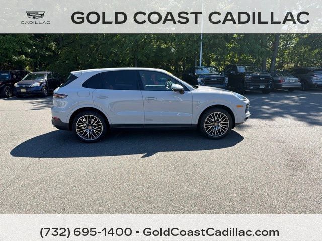 Used 2020 Porsche Cayenne AWD/4WD image 4