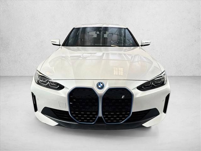 Used 2023 BMW i4 eDrive40 RWD image 2