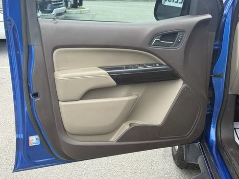 Used 2018 GMC Canyon SLT w/ Driver Alert Package RWD image 32