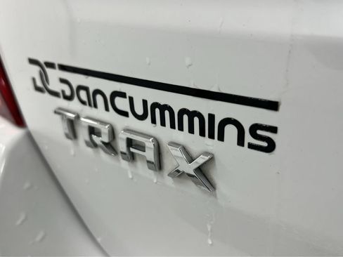 Used 2021 Chevrolet Trax LT FWD image 26