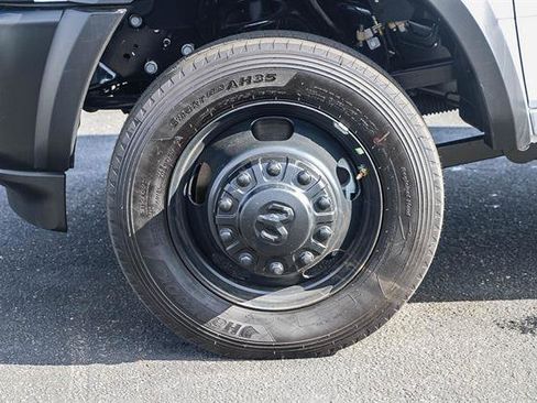 New 2026 RAM 5500 Tradesman image 9