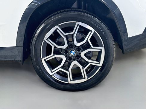 Used 2026 BMW X1 xDrive28i w/ Technology Package AWD/4WD image 37