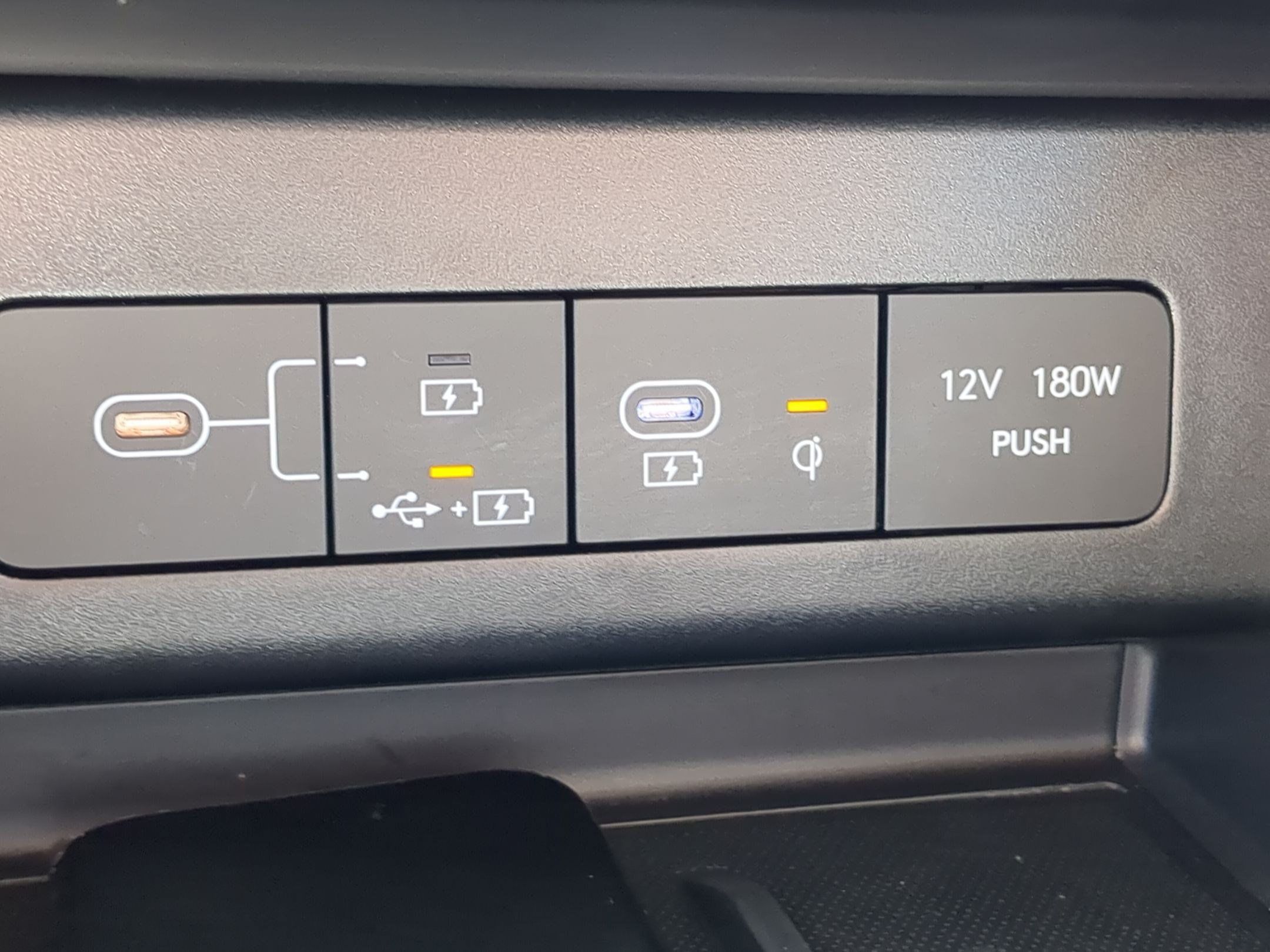 Used 2025 Hyundai Sonata Limited FWD image 23