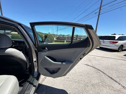 Used 2015 Kia Optima EX FWD image 15