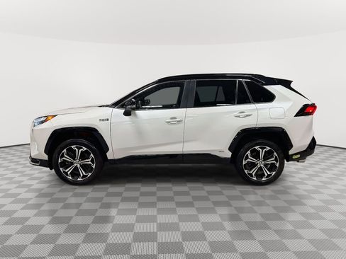Used 2024 Toyota RAV4 XSE w/ Weather Package image 4