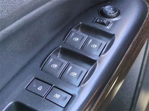 Used 2019 GMC Canyon Denali image 23