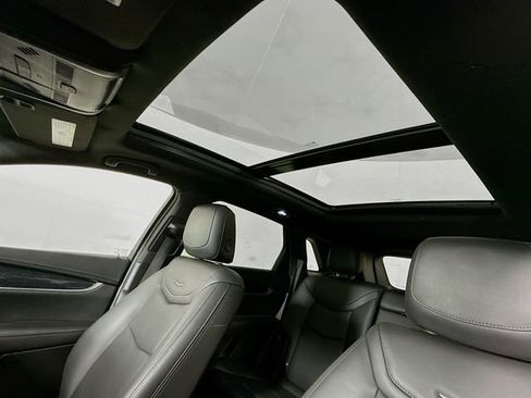 Used 2023 Cadillac XT5 Premium Luxury image 23