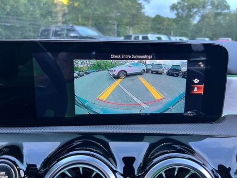 Used 2022 Mercedes-Benz A 220 4MATIC image 32