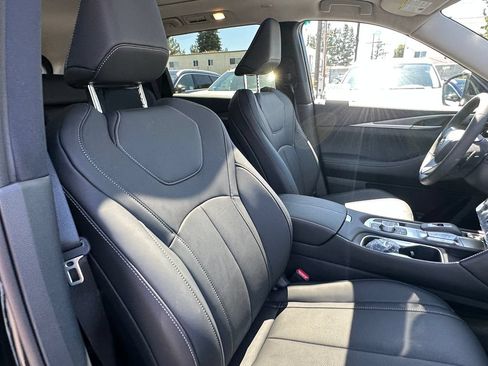 New 2027 INFINITI QX60 Luxe w/ Family Package AWD/4WD image 15