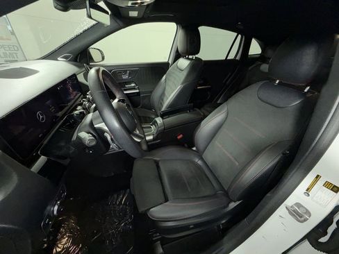 Used 2024 Mercedes-Benz GLA 250 4MATIC image 13