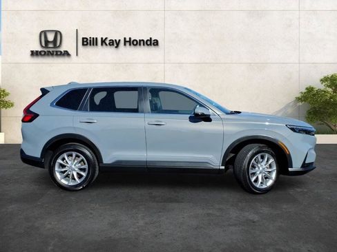 Used 2025 Honda CR-V EX-L image 2