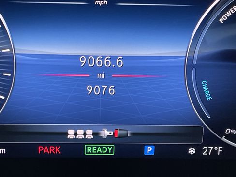 Certified 2025 Mercedes-Benz GLE 450e 4MATIC image 26