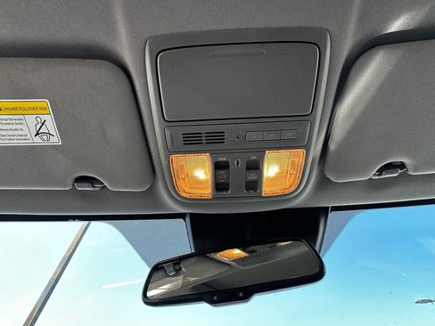 Used 2020 Honda CR-V Touring image 34