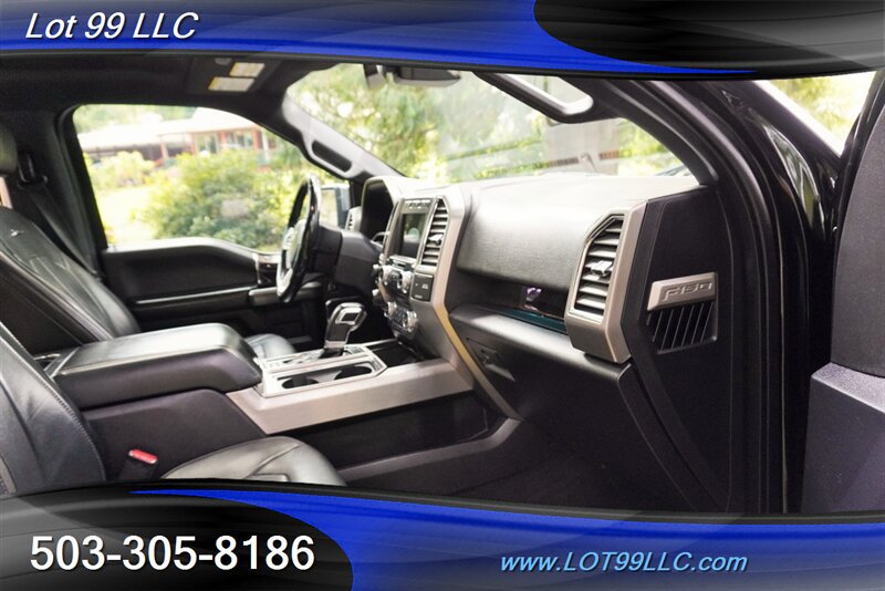 Used 2017 Ford F150 Platinum w/ Equipment Group 701A Luxury AWD/4WD image 19
