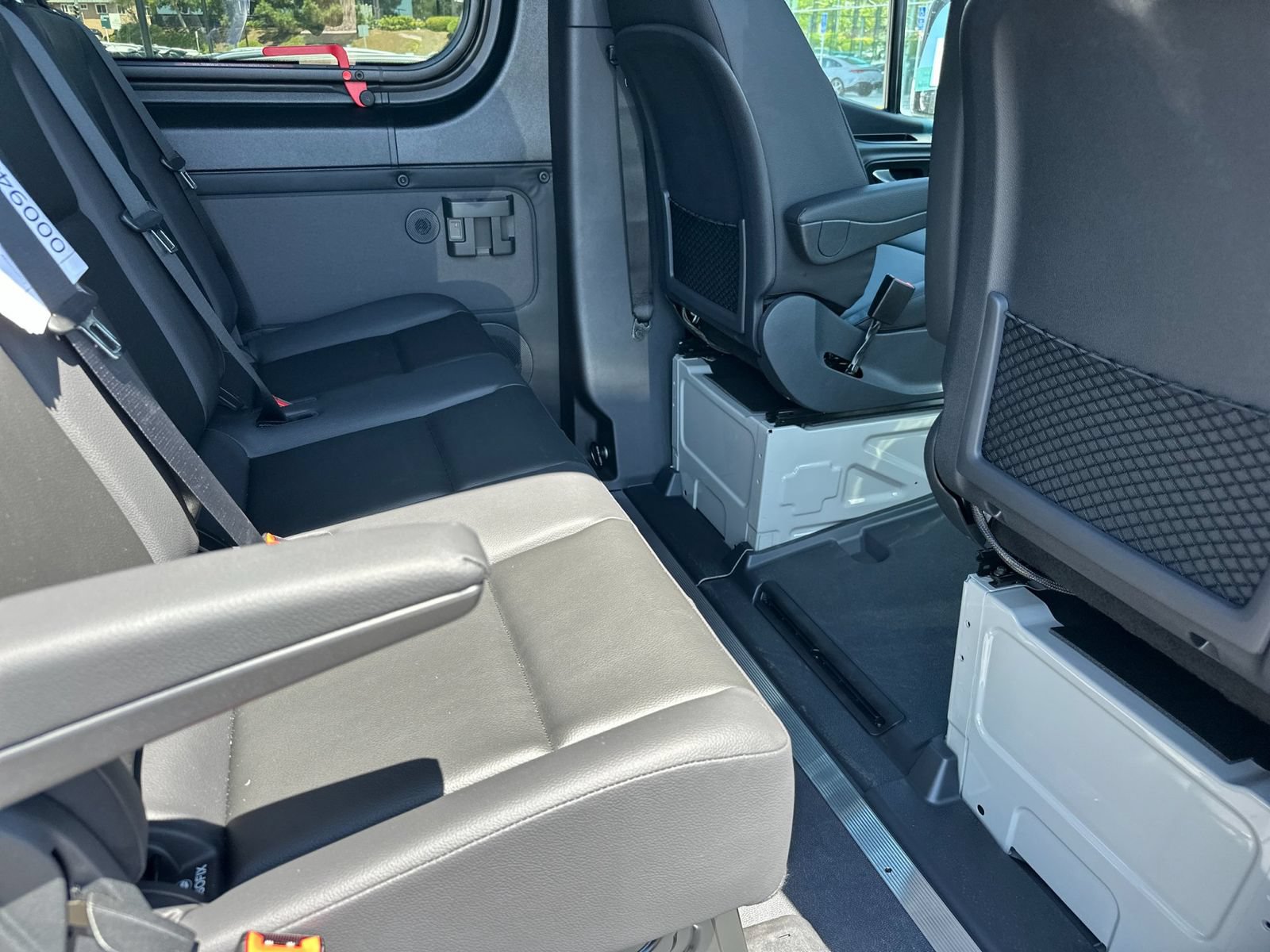 New 2026 Mercedes-Benz Sprinter 2500 image 12