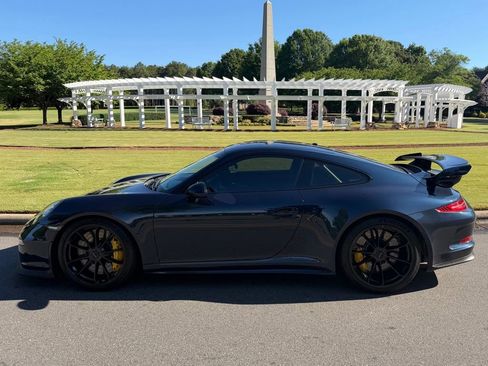 Used 2015 Porsche 911 GT3 RWD image 13
