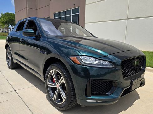 Used 2017 Jaguar F-PACE S AWD/4WD image 4