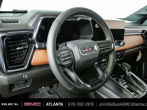 New 2026 GMC Canyon AT4 w/ Technology Plus Package AWD/4WD image 4