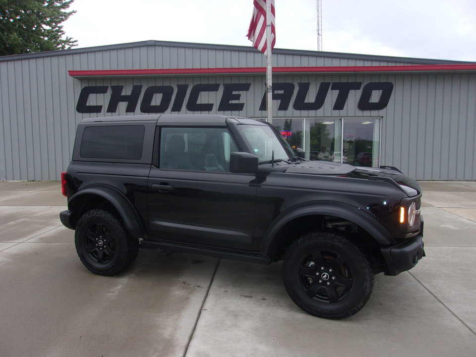 Used 2024 Ford Bronco Black Diamond AWD/4WD image 2