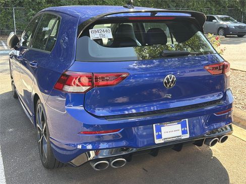 Used 2024 Volkswagen Golf R AWD/4WD image 3