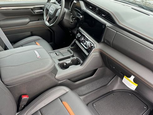 New 2025 GMC Sierra 3500 AT4 w/ Technology Package image 16