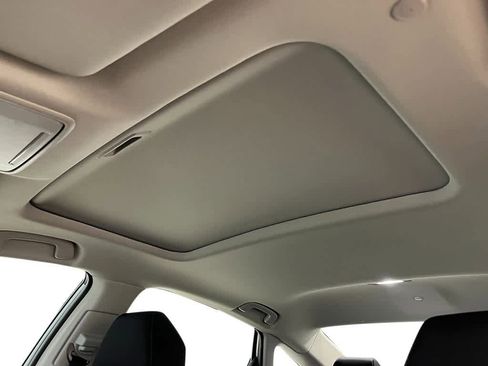 Certified 2025 Honda Accord SE image 22