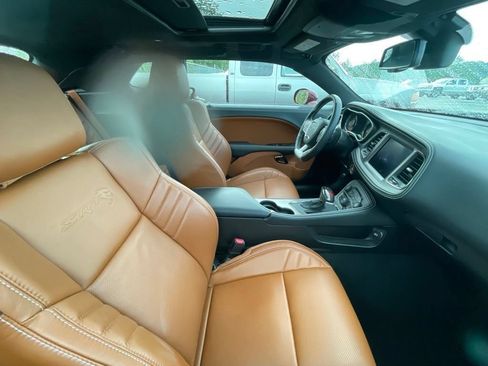 Used 2023 Dodge Challenger SRT Hellcat RWD image 6
