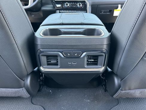 New 2026 GMC Sierra 2500 Denali w/ Technology Package AWD/4WD image 21