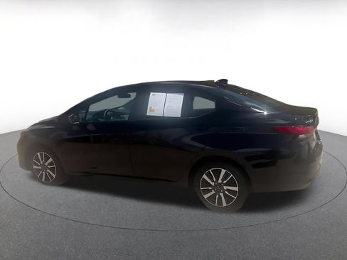 Used 2025 Nissan Versa SV FWD image 8