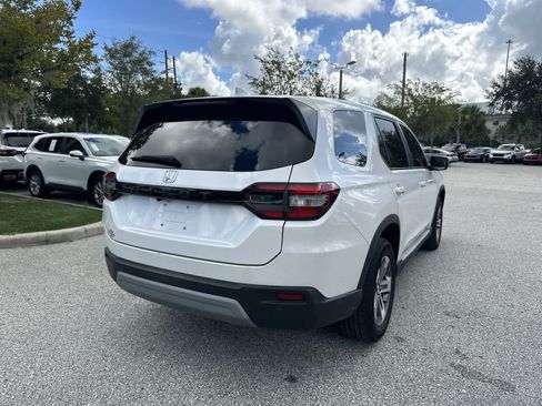 Used 2024 Honda Pilot EX-L image 6