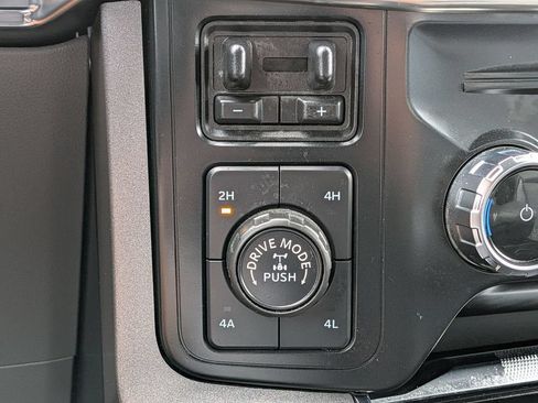 Used 2023 Ford F150 Lariat w/ Trailer Tow Package AWD/4WD image 24