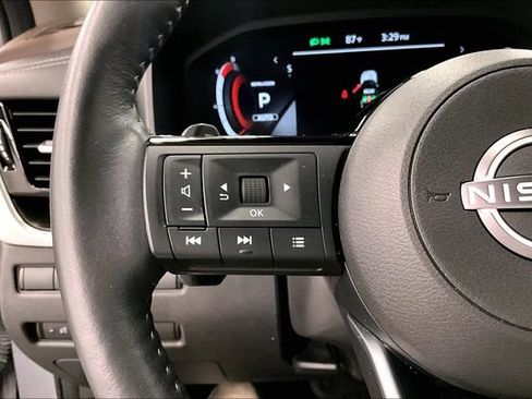 Used 2023 Nissan Rogue Platinum w/ Platinum Premium Package AWD/4WD image 27