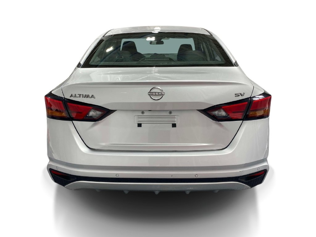Used 2024 Nissan Altima 2.5 SV FWD image 3