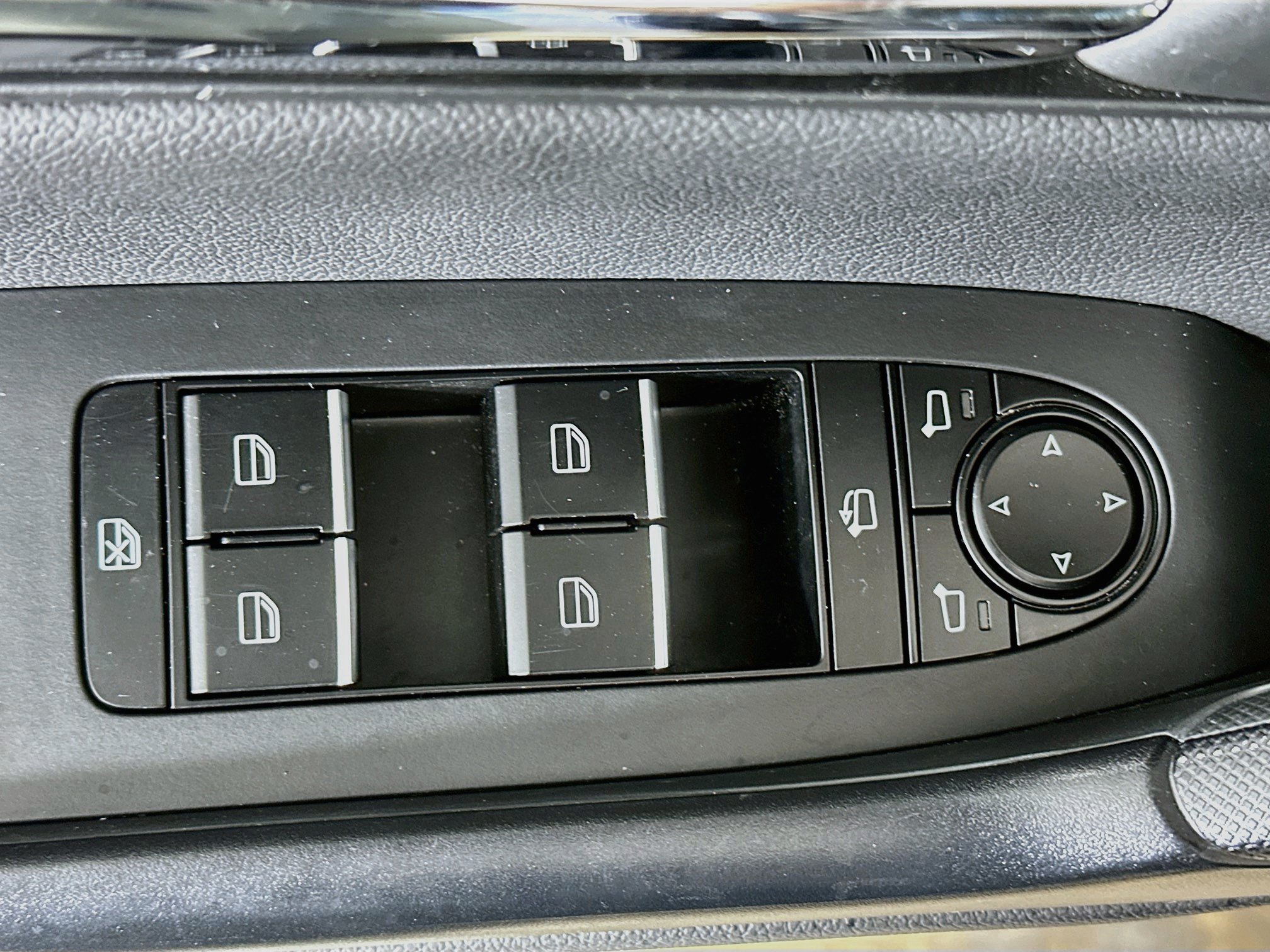 Used 2025 MAZDA CX-50 AWD 2.5 S w/ Premium Plus Pkg image 15