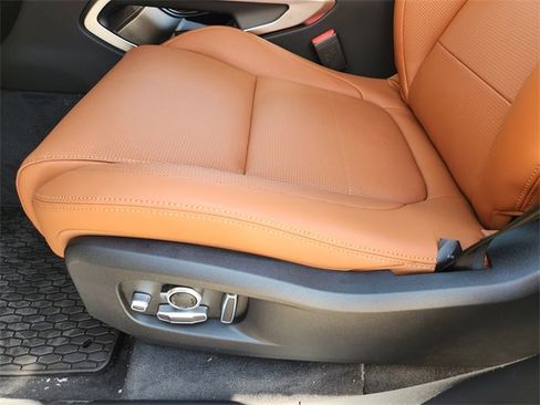 Used 2026 Jaguar F-PACE R-Dynamic S image 18