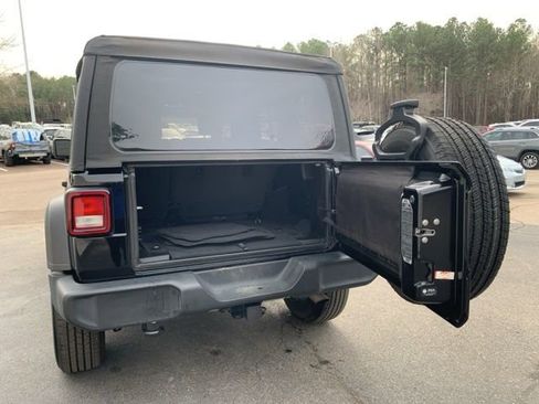 Used 2021 Jeep Wrangler Unlimited Sport image 19