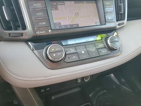 Used 2014 Toyota RAV4 XLE image 20