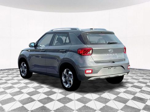 New 2026 Hyundai Venue SEL FWD image 8