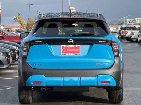 New 2026 Nissan Kicks SR w/ SR Premium Package AWD/4WD image 5