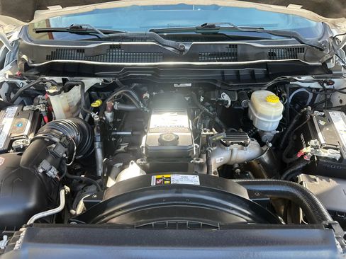 Used 2016 RAM 2500 SLT AWD/4WD image 42