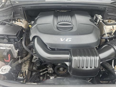 Used 2015 Jeep Grand Cherokee Overland w/ Advanced Technology Group image 17