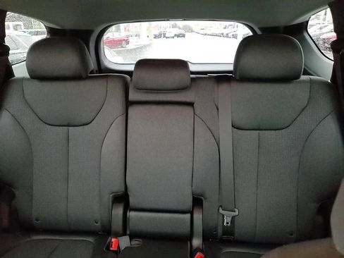 Used 2023 Hyundai Santa Fe SEL image 23