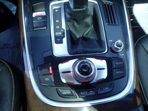 Used 2015 Audi Q5 2.0T Premium image 22